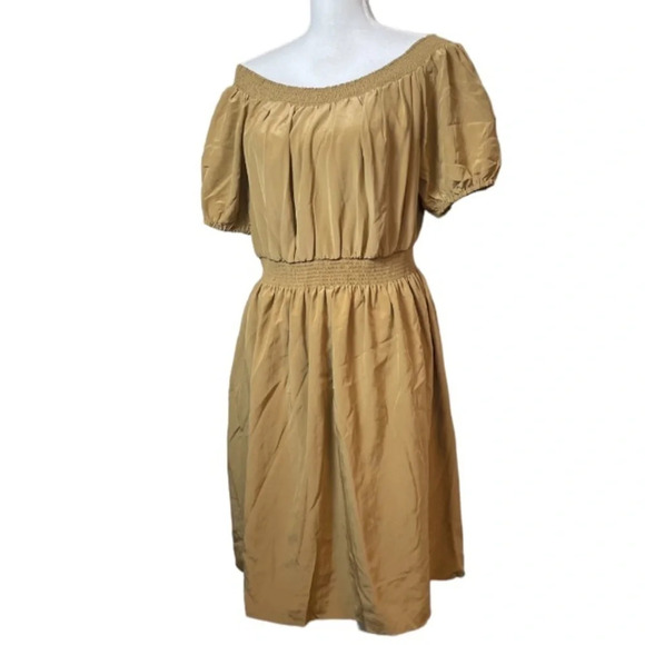 Club Monaco Dress Womens 12 Silk Nude Beige Smocked Flowy Neutral Minimal Boho - Picture 2 of 8